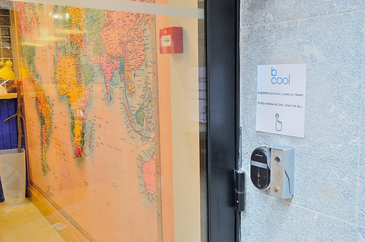 Egunon Bilbao Hostel Ngoại thất bức ảnh