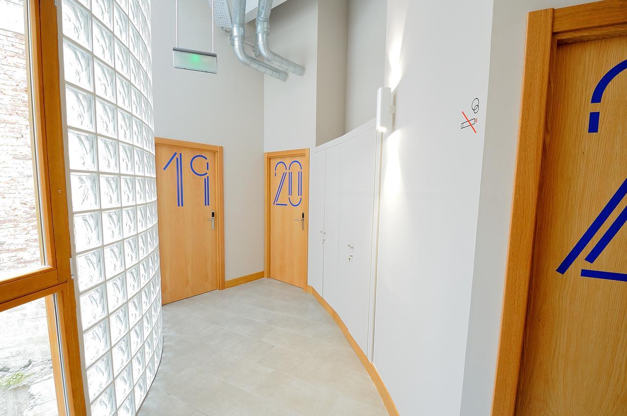 Egunon Bilbao Hostel Ngoại thất bức ảnh