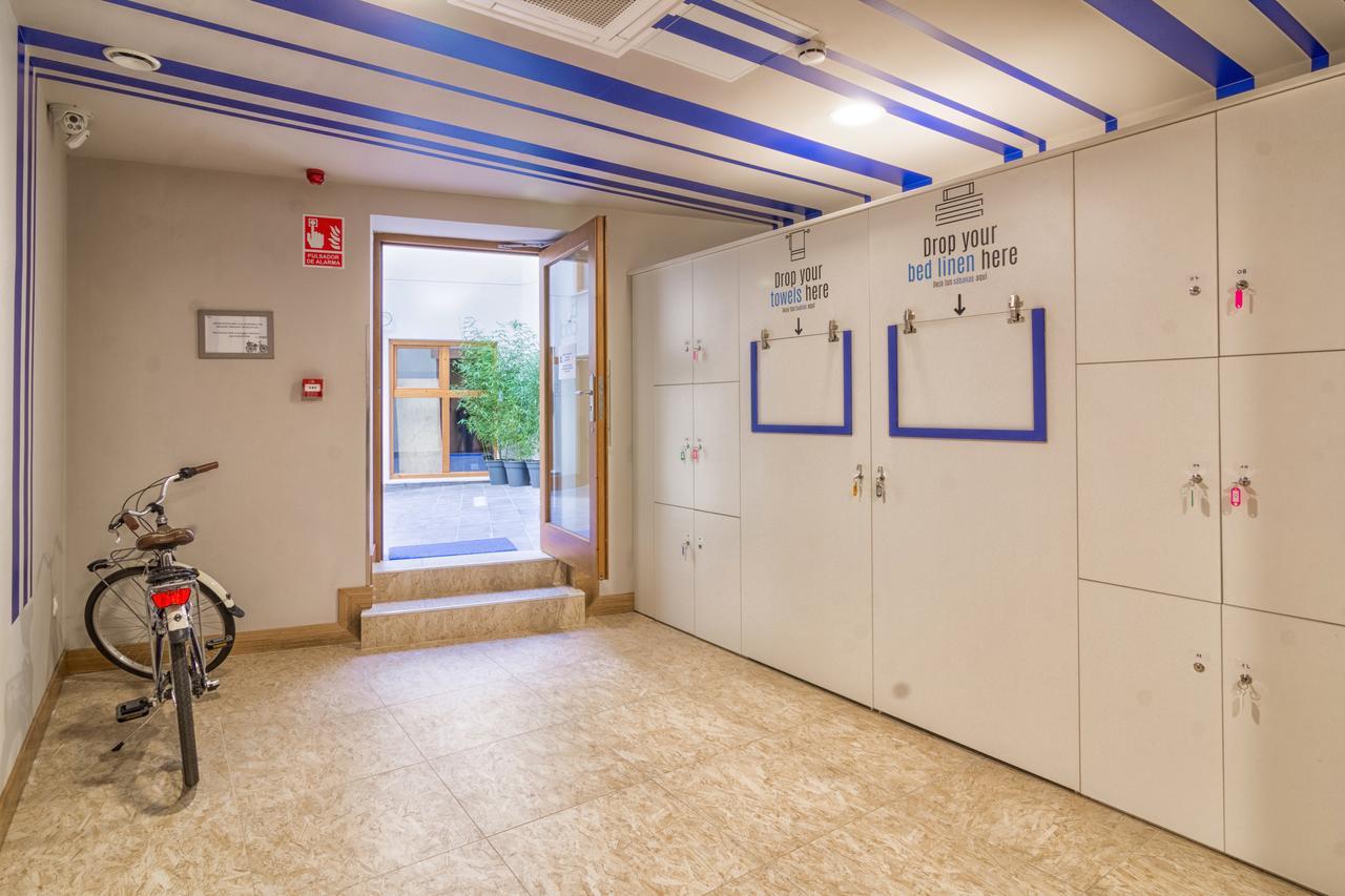 Egunon Bilbao Hostel Ngoại thất bức ảnh